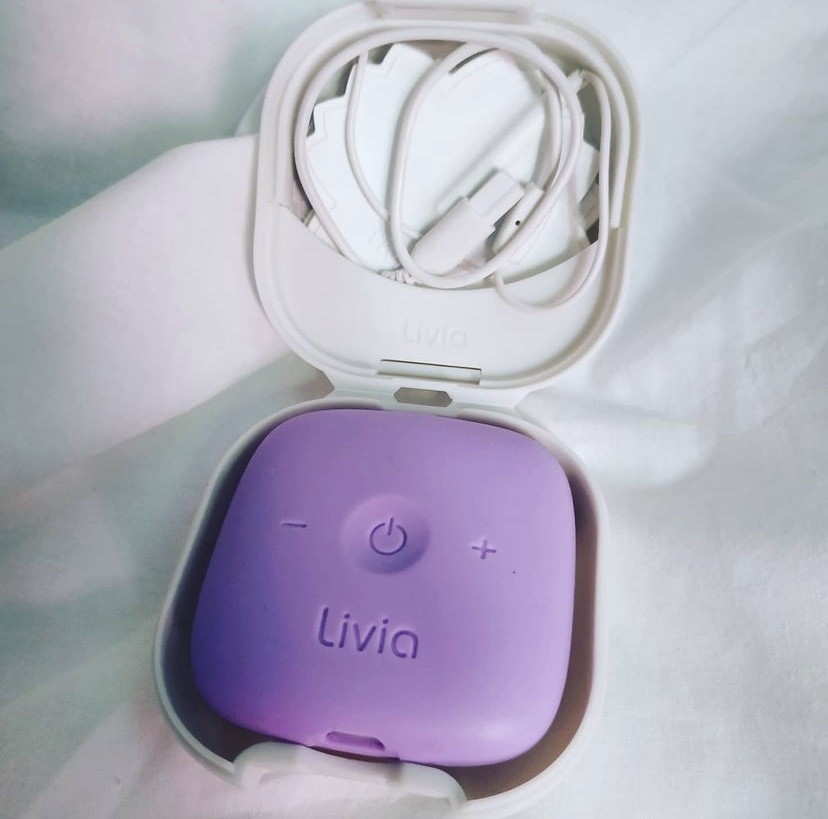 Livia period cramps relief device